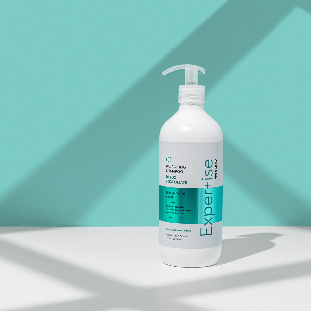 Exper+ise Detox + Exfoliate Balancing Shampoo essano