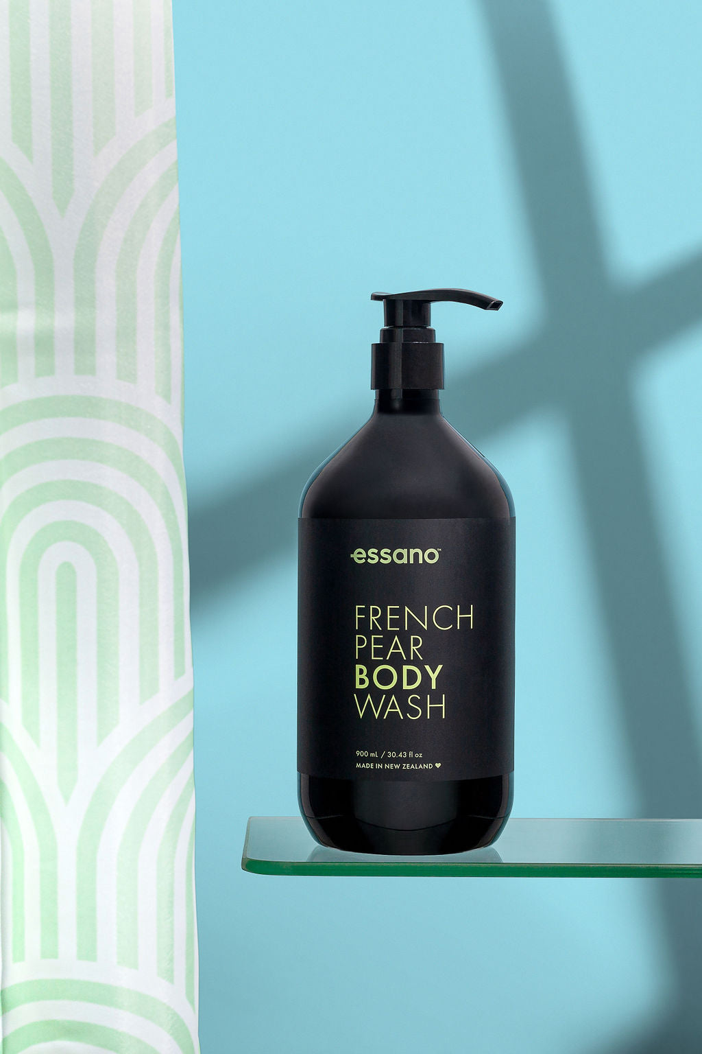 Essano French Pear Bodywash 900ml